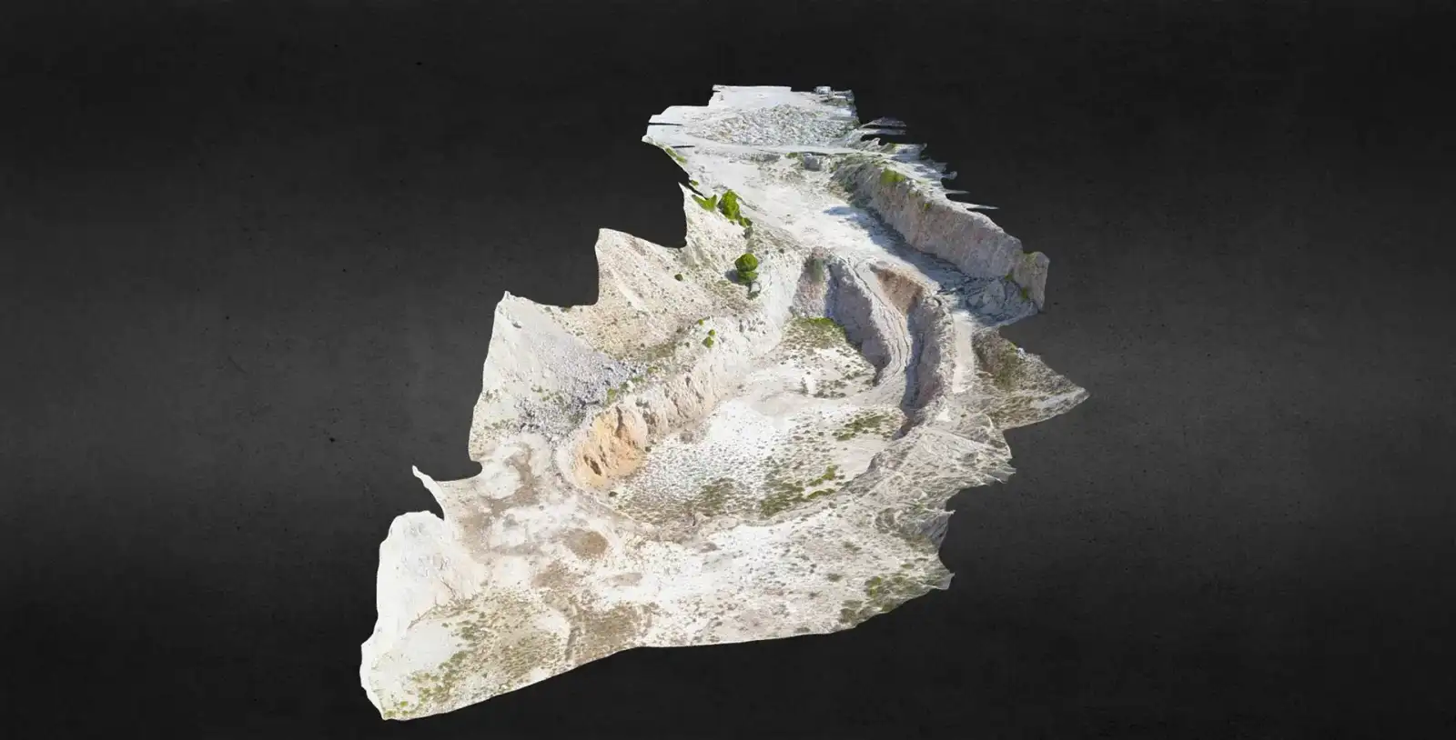 Modelo 3D de una cantera con bancos de extracción